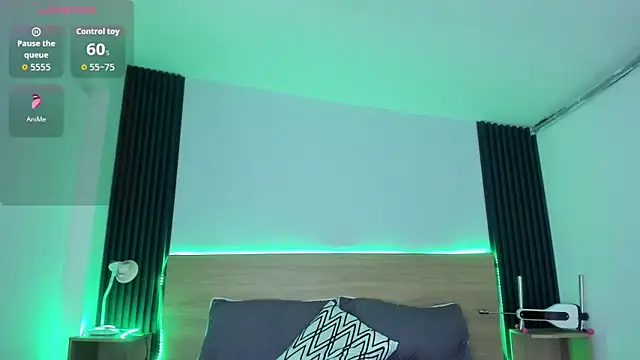 Chiqui milk  online show from 30, 10, 2025