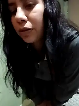 Michellluxo online show from 5, 5, 2026