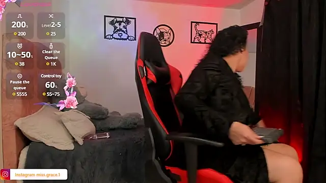 Snapshot of miss_grace_01 chatting on 7, 12, 2024 miss grace 01 online show from 7, 12, 2024