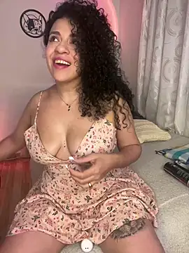 Snapshot of miss_grace_01 chatting on 7, 2, 2025 miss grace 01 online show from 7, 2, 2025