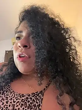 Snapshot of miss_grace_01 chatting on 13, 10, 2025 miss grace 01 online show from 13, 10, 2025