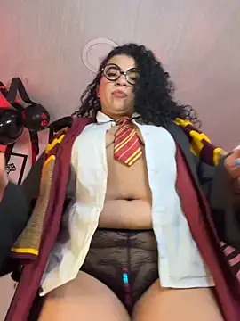 Snapshot of miss_grace_01 chatting on 26, 10, 2025 miss grace 01 online show from 26, 10, 2025