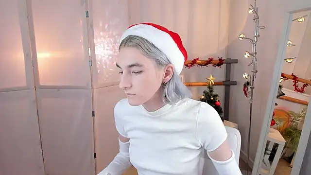 Snapshot of Mia_Cheers chatting on 22, 12, 2024 Mia Cheers online show from 22, 12, 2024