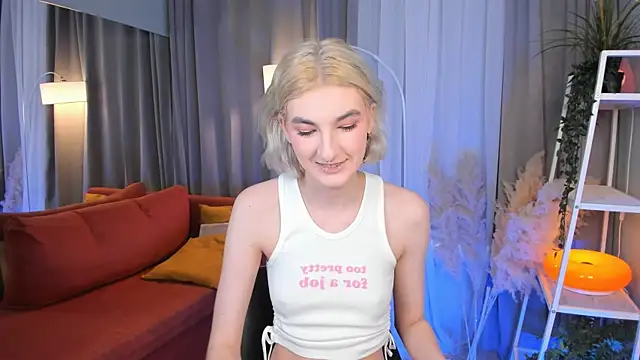 Snapshot of Mia_Cheers chatting on 9, 3, 2025 Mia Cheers online show from 9, 3, 2025