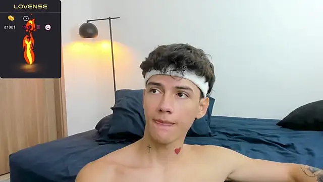 Snapshot of badboy_one_ chatting on 17, 2, 2025 badboy one online show from 17, 2, 2025