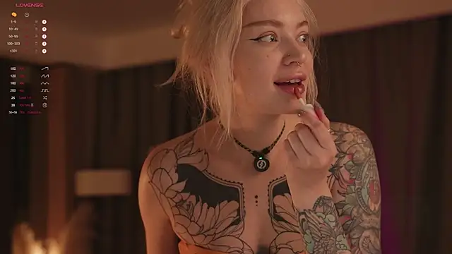 LinaKinky online show from 30, 1, 2025