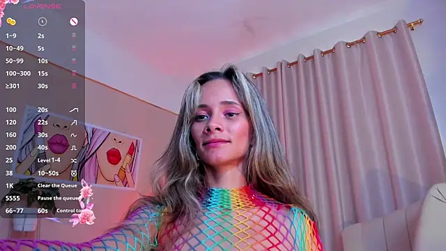 SkiinnyAna online show from 24, 2, 2025