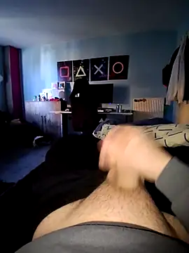 Snapshot of joel43278 chatting on 8, 11, 2025 joel43278 online show from 8, 11, 2025