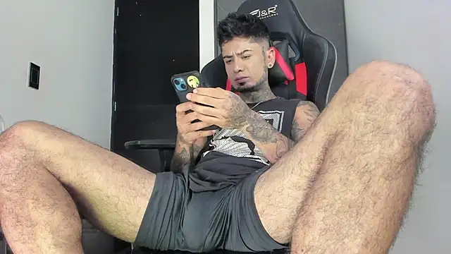 sergiio mesa27 online show from 8, 11, 2025