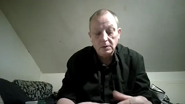 chubbybear2cum online show from 4, 3, 2026