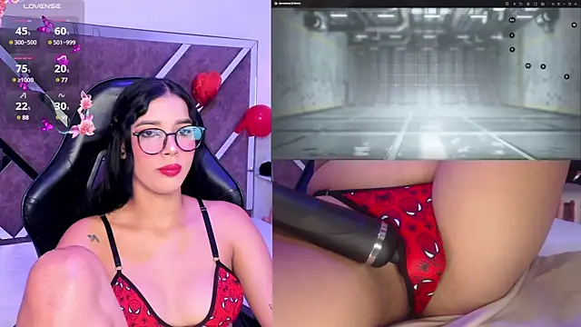 Snapshot of SweetieCloe_ chatting on 24, 2, 2025 SweetieCloe online show from 24, 2, 2025