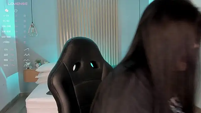 Snapshot of Harmonybabe_ chatting on 27, 2, 2025 Harmonybabe online show from 27, 2, 2025