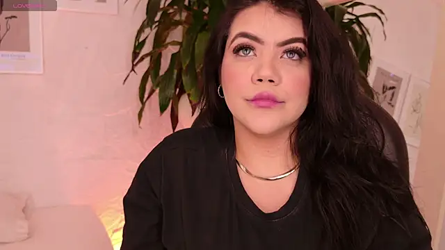 Snapshot of Harmonybabe_ chatting on 2, 10, 2025 Harmonybabe online show from 2, 10, 2025