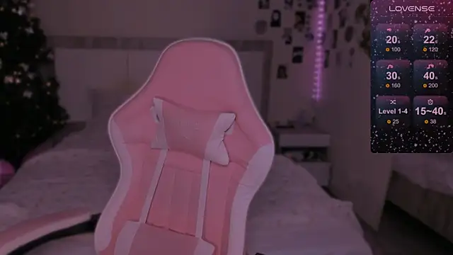 CoddleWeeper  online show from 4, 12, 2024