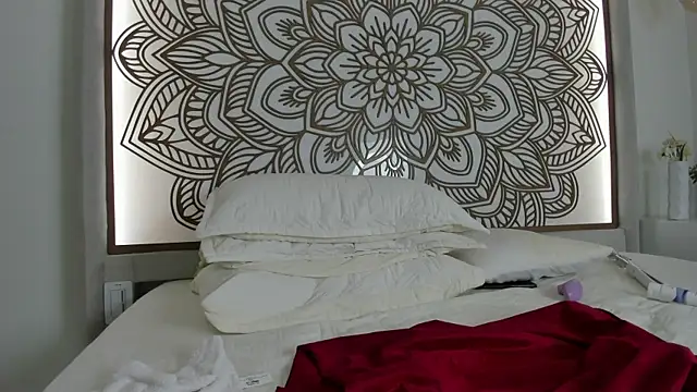 Selket11 online show from 15, 1, 2025