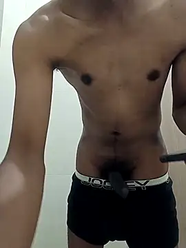 Snapshot of JerryJerome01 chatting on 21, 3, 2025 JerryJerome01 online show from 21, 3, 2025