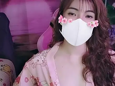 Sugar lipsz online show from 17, 1, 2025