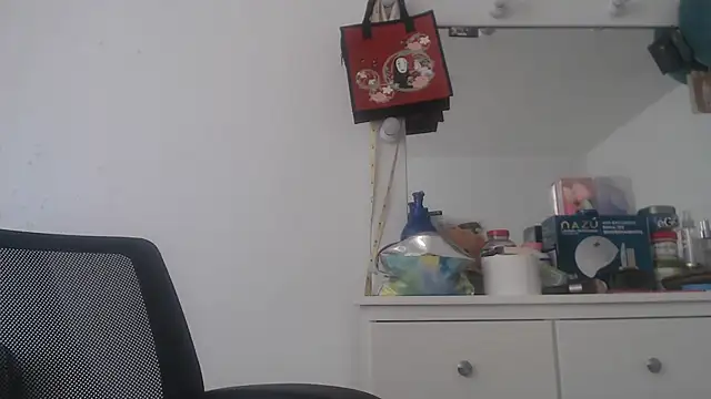 Snapshot of naughthyany16 chatting on 21, 3, 2025 naughthyany16 online show from 21, 3, 2025