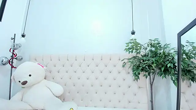 Victoria Coleman online show from 17, 3, 2026