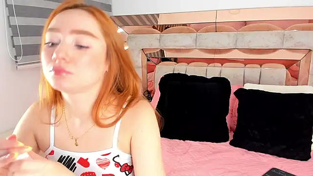 CamiiLovers online show from 27, 3, 2026