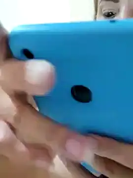 BrendaBittencourt online show from 25, 2, 2025