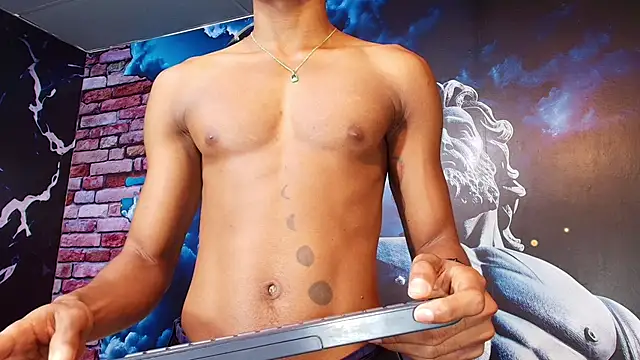 Snapshot of Ethan_Fox11 chatting on 17, 2, 2025 Ethan Fox11 online show from 17, 2, 2025