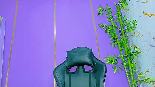 scarlet-jonesx online show from 10, 10, 2025