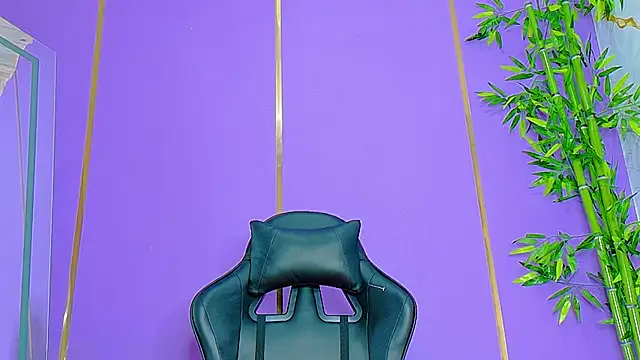 scarlet-jonesx online show from 17, 10, 2025