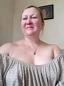 blondyaguar online show from 3, 12, 2024