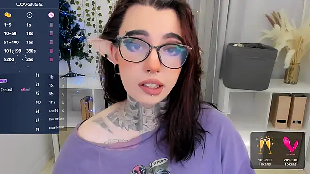 Dixi Pixi  online show from 19, 12, 2024