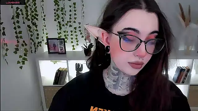 Dixi Pixi  online show from 11, 10, 2025