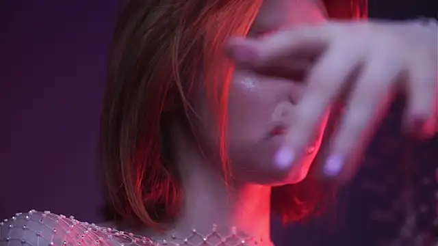 ginger hugs online show from 6, 2, 2025