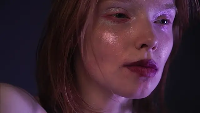 ginger hugs online show from 21, 2, 2025