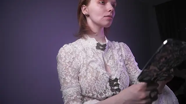 ginger hugs online show from 5, 10, 2025