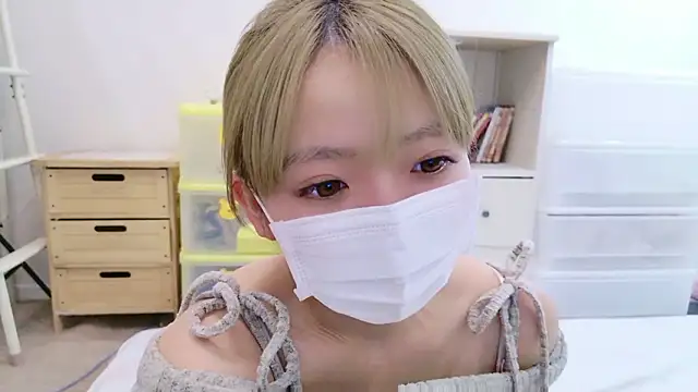 Snapshot of neruneruru chatting on 17, 12, 2025 neruneruru online show from 17, 12, 2025