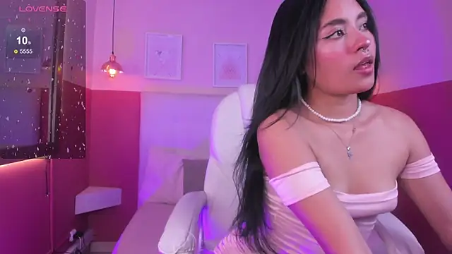 Snapshot of Chloe_fischer_ chatting on 22, 1, 2025 Chloe fischer online show from 22, 1, 2025