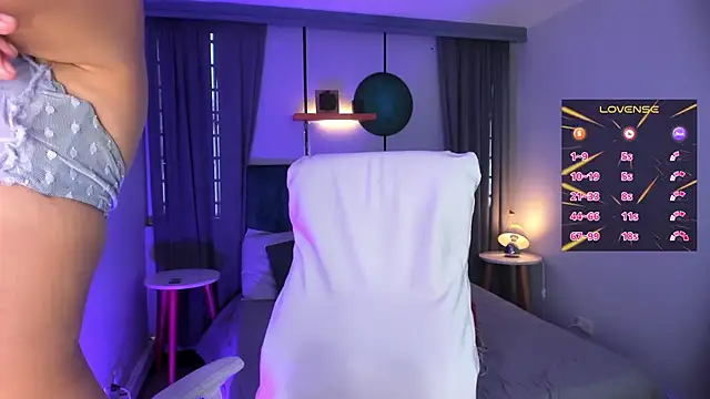 Snapshot of Chloe_fischer_ chatting on 5, 3, 2025 Chloe fischer online show from 5, 3, 2025