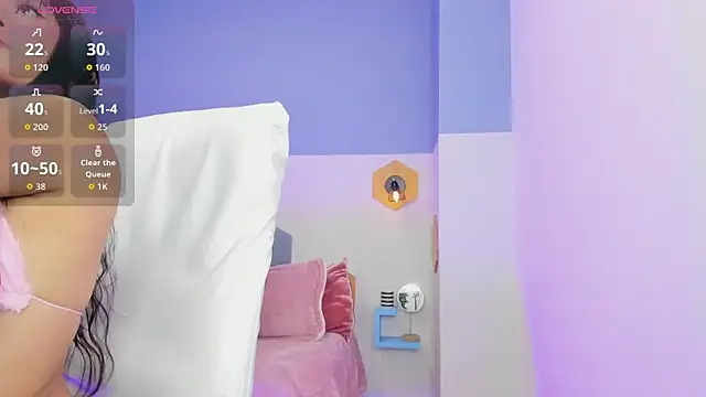 Snapshot of Chloe_fischer_ chatting on 24, 9, 2025 Chloe fischer online show from 24, 9, 2025