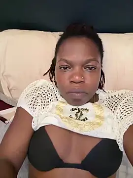 curvy natallie online show from 16, 3, 2026