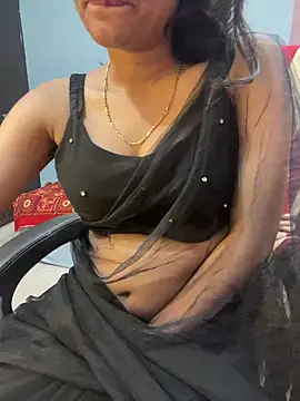 Snapshot of Spicy_sari_girl chatting on 5, 1, 2025 Spicy sari girl online show from 5, 1, 2025