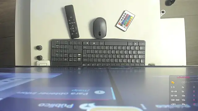 sophie alice  online show from 18, 10, 2025