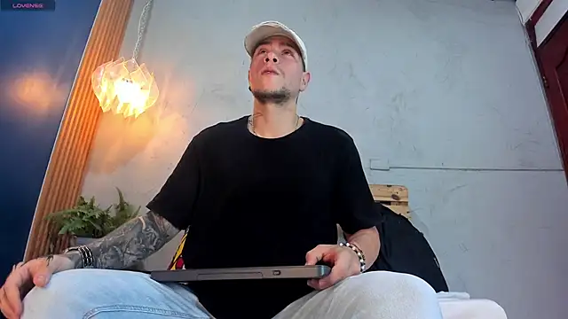 french sexx online show from 15, 1, 2025