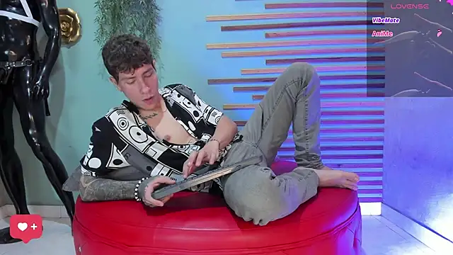 french sexx online show from 6, 11, 2025