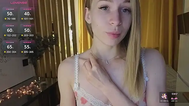 Snapshot of Elis_Fox chatting on 17, 10, 2025 Elis Fox online show from 17, 10, 2025