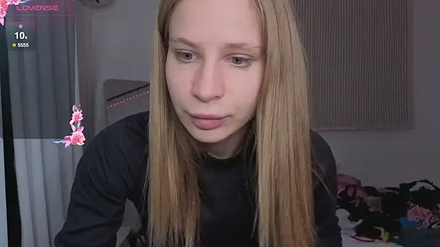 Elis Fox online show from 16, 2, 2026