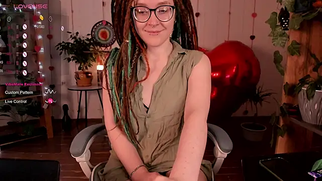 alisahug online show from 13, 2, 2025