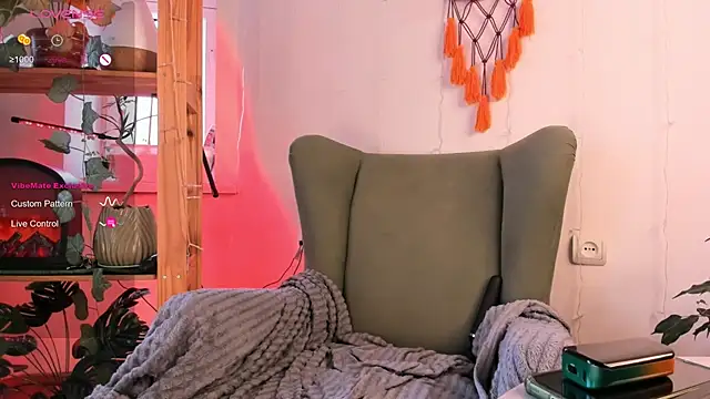 alisahug online show from 17, 3, 2025