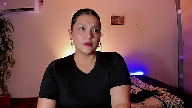 daniela moreno- online show from 10, 12, 2024