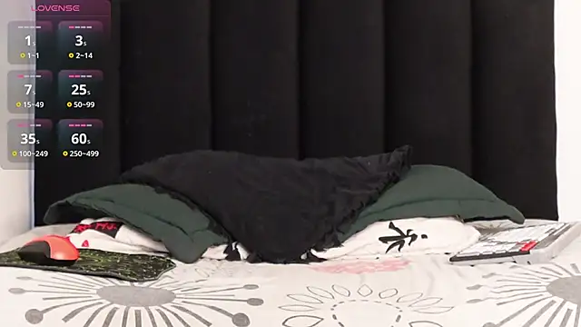 Snapshot of MarcoAlexLatino chatting on 31, 10, 2025 MarcoAlexLatino online show from 31, 10, 2025