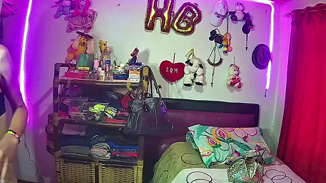 alexxa dirty online show from 15, 1, 2025